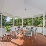 The Deck At Burleigh Heads