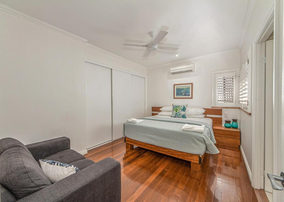 The Deck At Burleigh Heads * Gold Coast
