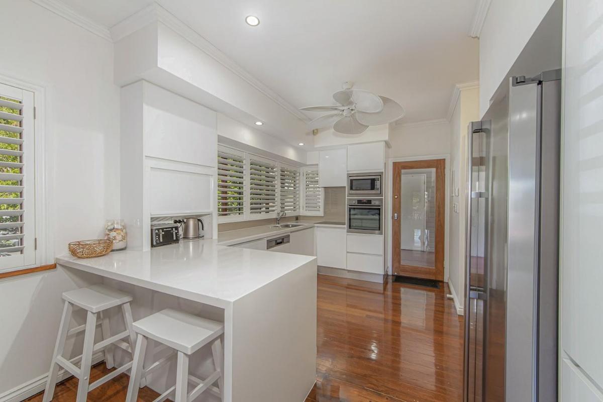 The Deck At Burleigh Heads *