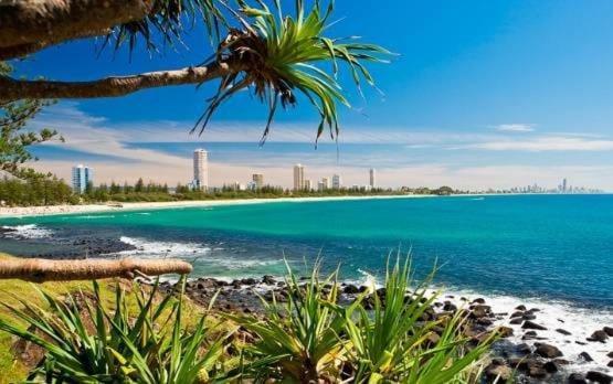 The Deck At Burleigh Heads Holiday home *